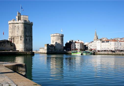 La Rochelle proche du Camping Les Tulipes, camping 2 étoiles bord de mer, camping avec piscine et jacuzzi à la Faute sur Mer proche de la Tranche sur Mer et des Sables d'Olonne en Vendée